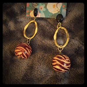 TRUE VINTAGE earrings